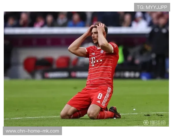 拜仁格雷茨卡冲刺中爆射完成绝佳破门