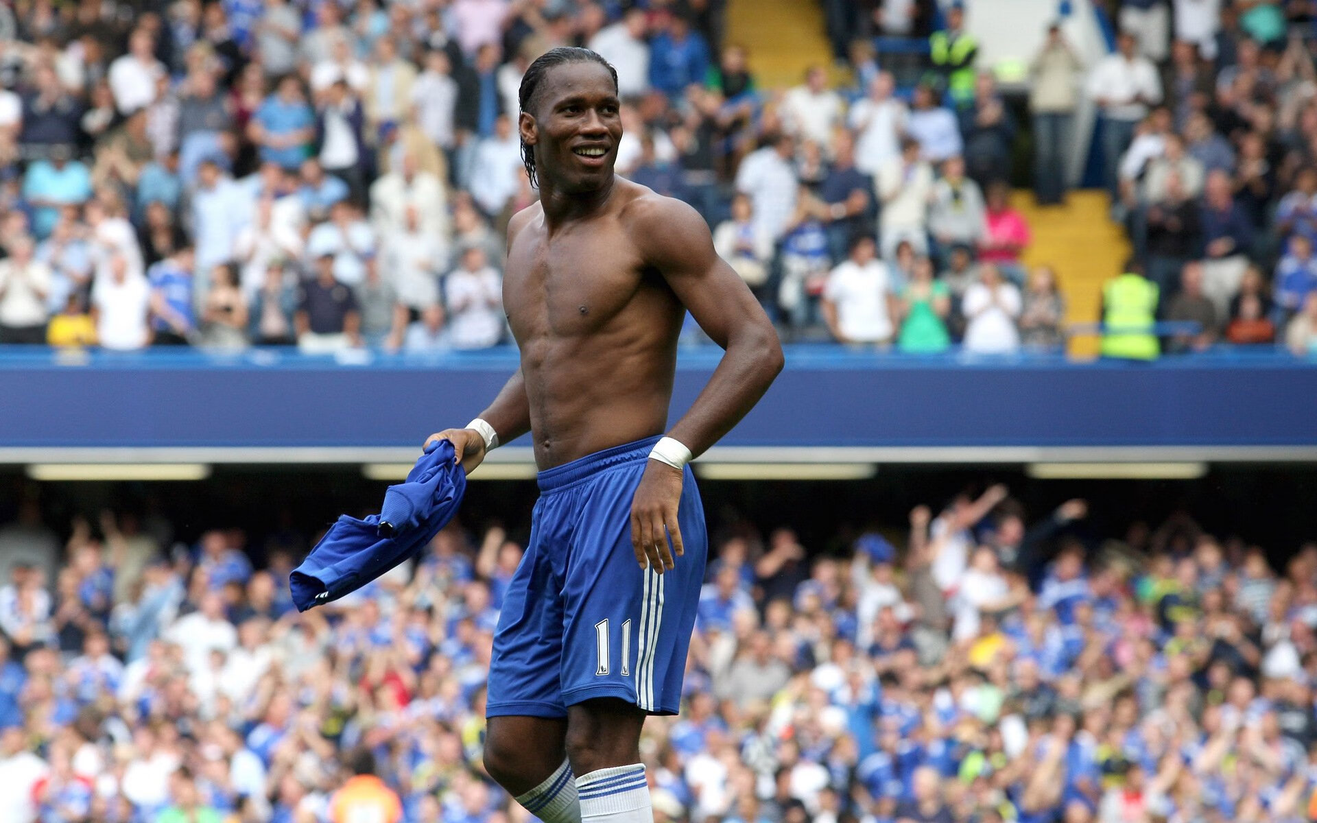 mk体育全站-德甲球队整合GPS与疲劳指数动态调整训练节奏，德甲场均跑动距离